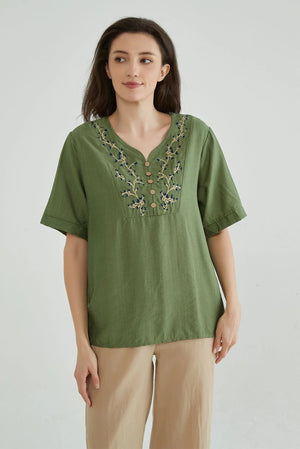 Clothes for Petite Older Women: Embracing Comfort and Style