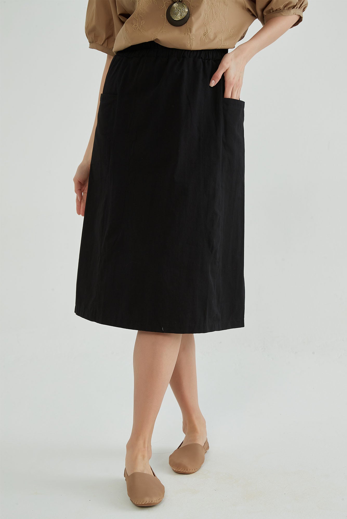 Basalt Black Cotton Midi Skirt with Pocket - Whisper Mint