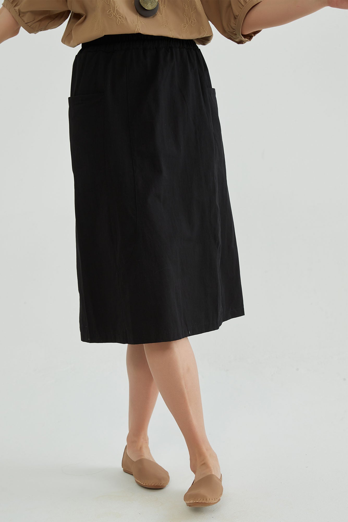 Basalt Black Cotton Midi Skirt with Pocket - Whisper Mint