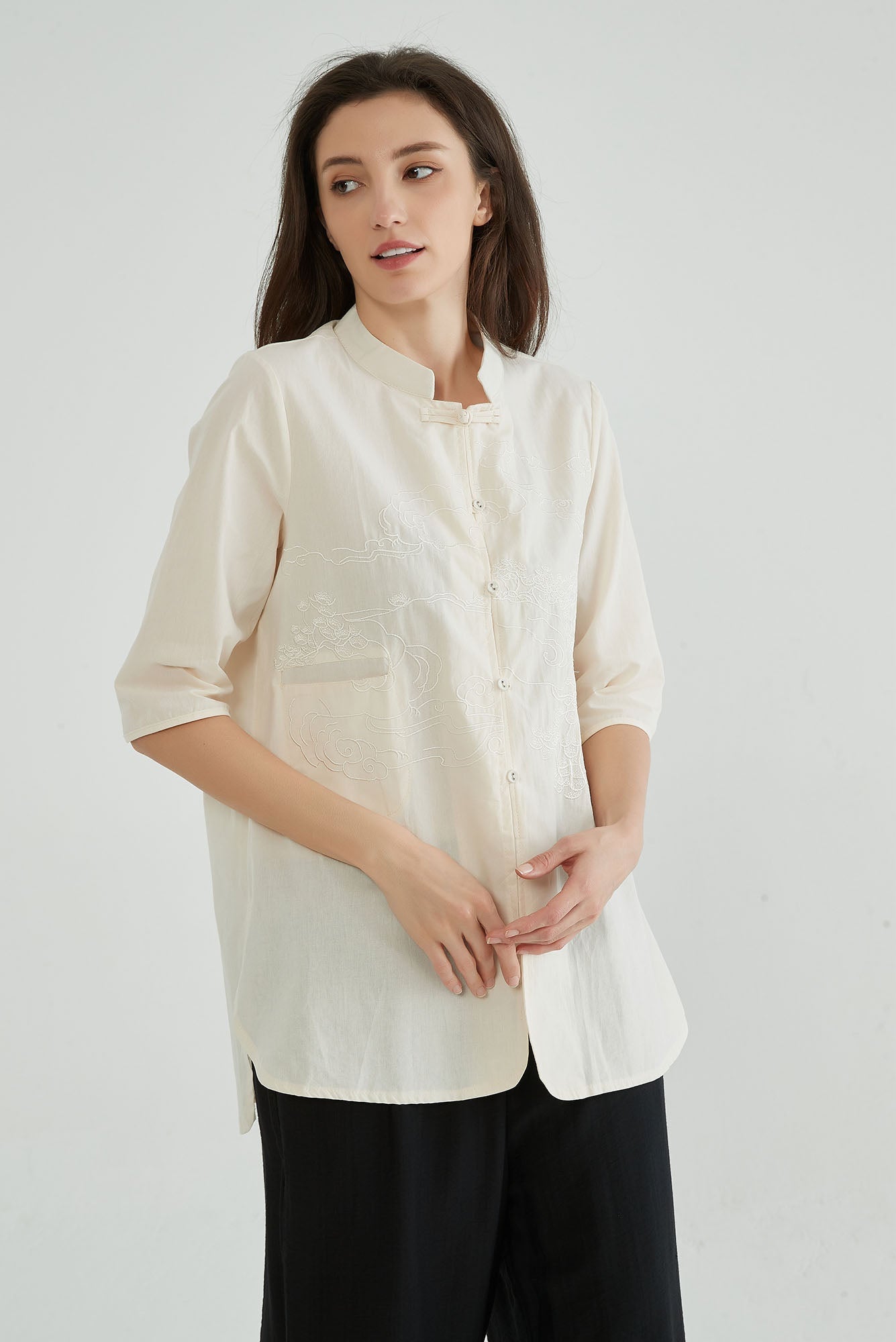 Moon Mist Retro Embroidered Frog Button Up Shirt - Whisper Mint