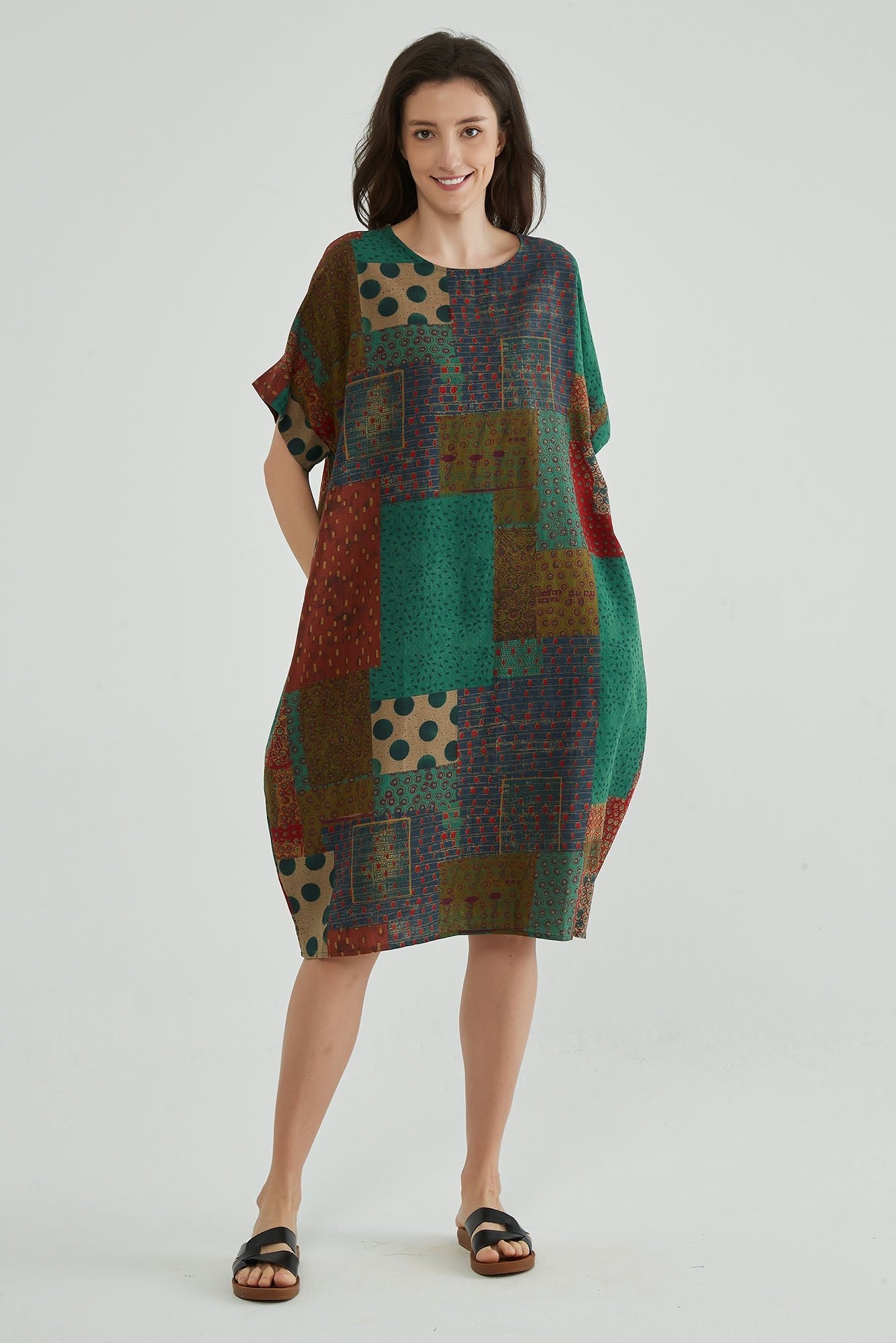 Retro Artisit Relaxed Fit Dress - Whisper Mint