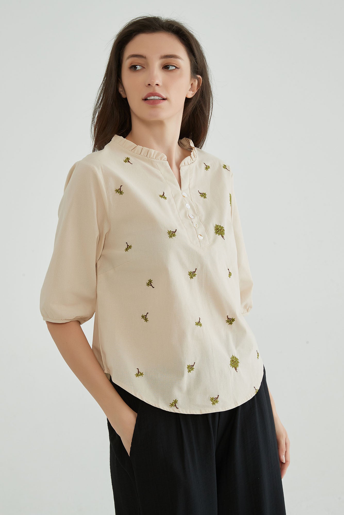 Rodeo Dust Women Embroidered Linen Blouse - Whisper Mint