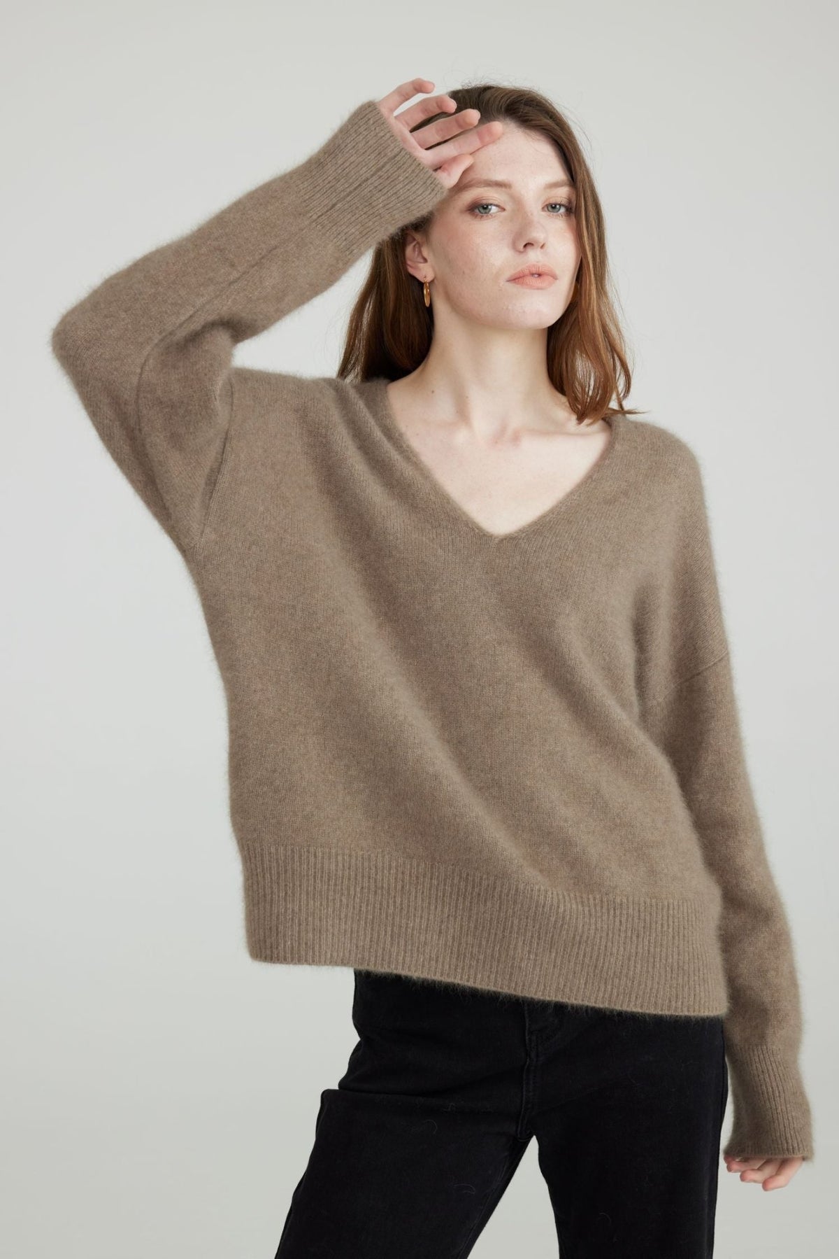 Vivienne Fluffy V-neck Cropped Sweater - Whisper Mint
