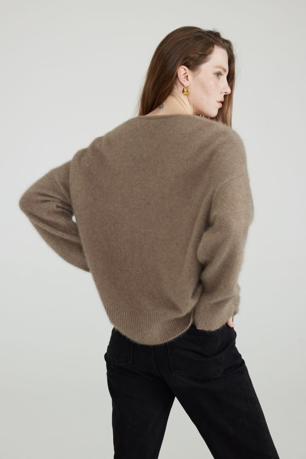 Vivienne Fluffy V-neck Cropped Sweater - Whisper Mint