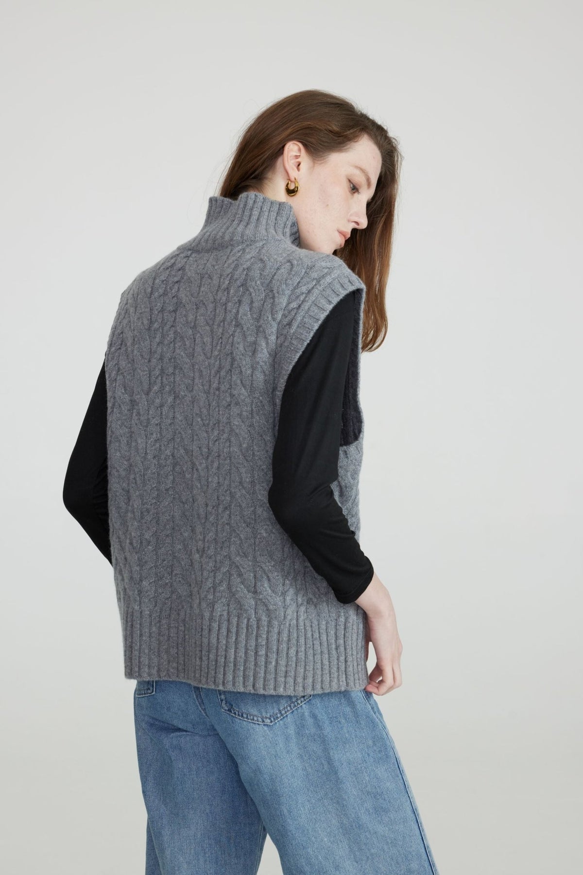 Zarina 100% Wool Turtleneck Cable Sweater Vest - Whisper Mint